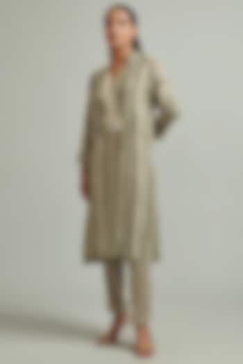 Olive Green Embroidered Tunic by Varq By Varun Nidhika at Pernia's Pop Up Shop