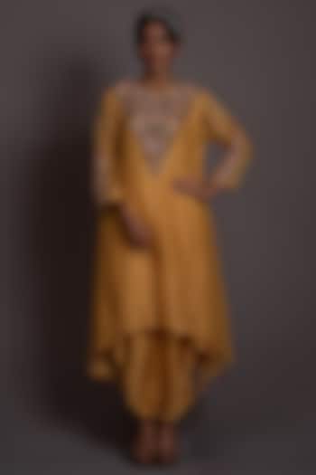 Yellow Satin Modal & Organza Hand Embroidered Tunic Set by Vara By Vibha & Priti at Pernia's Pop Up Shop