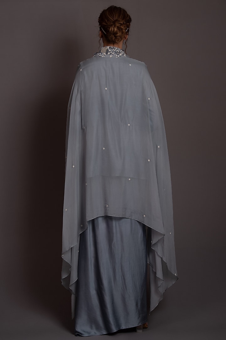 Grey Silk Organza & Silk Chanderi Hand Embroidered Cape Set by Vara By Vibha & Priti at Pernia's Pop Up Shop