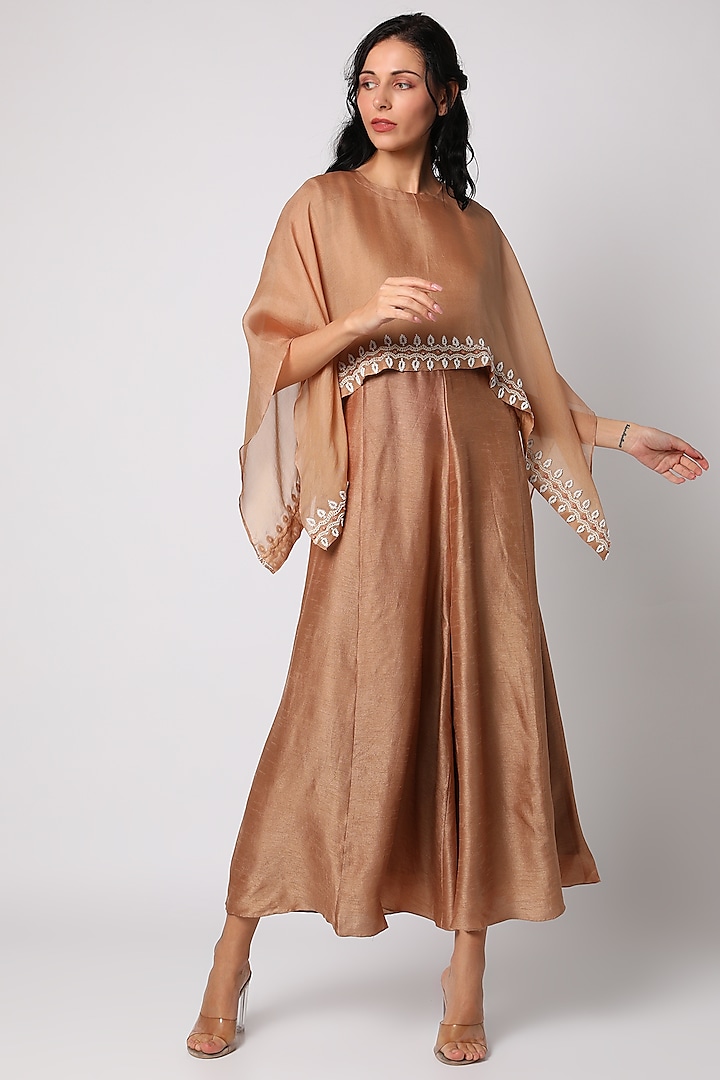 Earthen Peach Jumpsuit With Thread Work by Vara By Vibha & Priti
