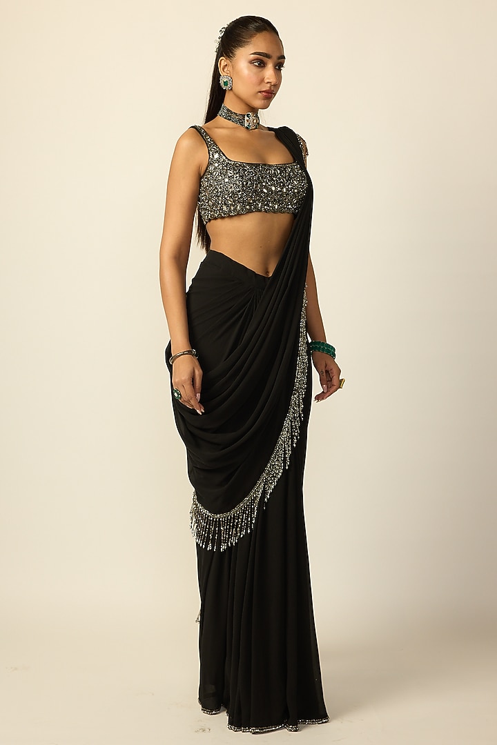 Black Georgette Draped Reception Saree Set by Vvani By Vani Vats at Pernia's Pop Up Shop