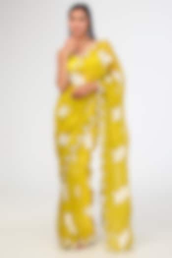 Moss Green Organza Hand Embroidered Wedding Saree Set by Vvani By Vani Vats at Pernia's Pop Up Shop