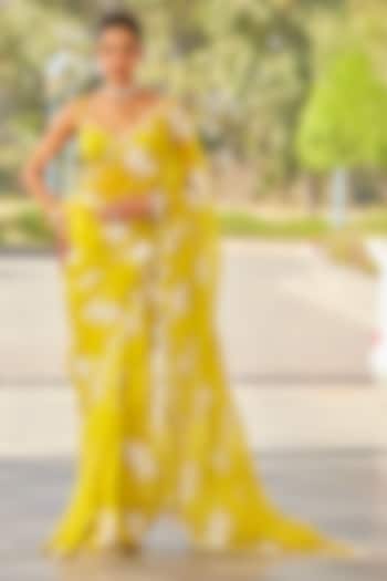 Moss Green Organza Hand Embroidered Wedding Saree Set by Vvani by Vani Vats at Pernia's Pop Up Shop