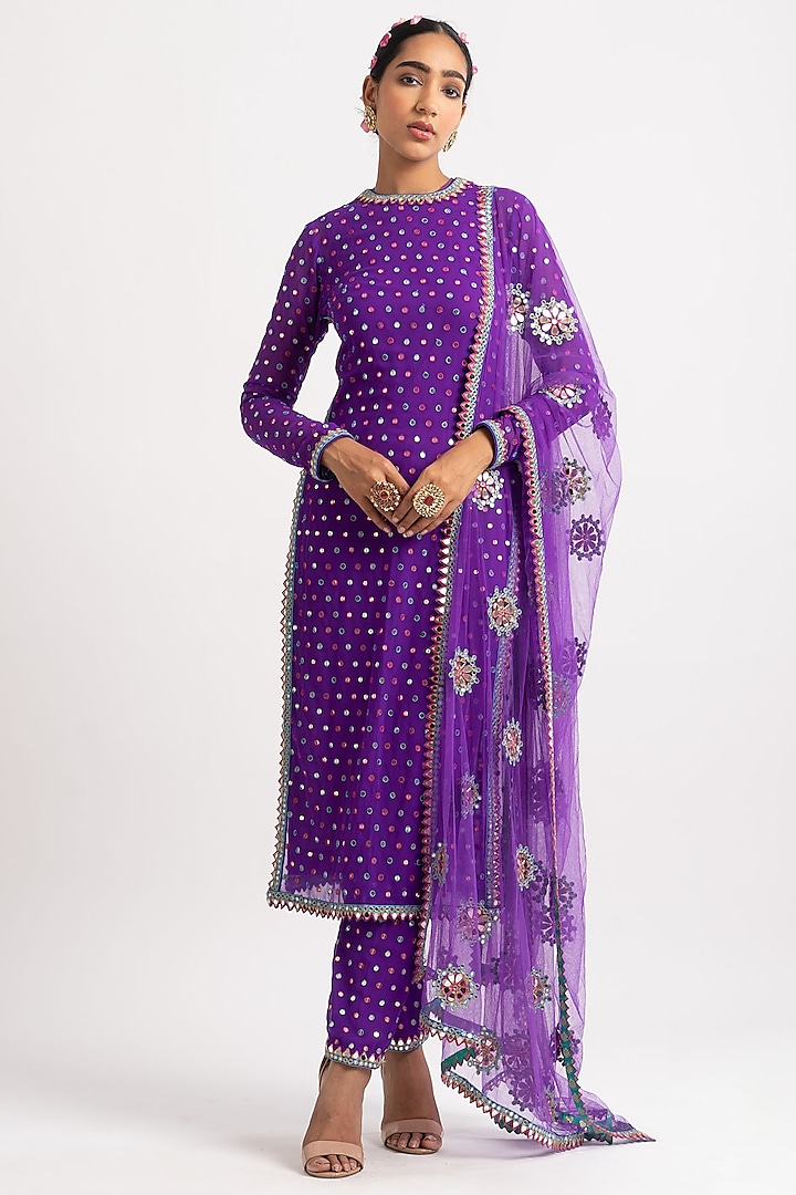 Purple Hand Embroidered Kurta Set by Vvani By Vani Vats at Pernia's Pop Up Shop