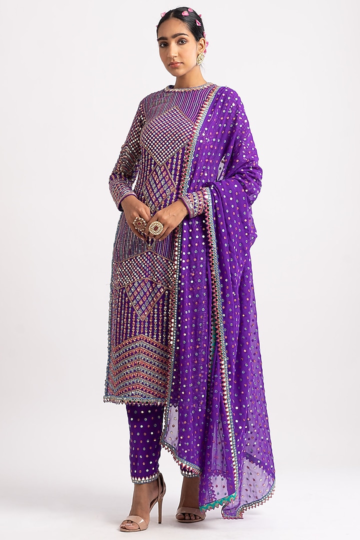 Purple Georgette Embroidered Kurta Set by Vvani By Vani Vats at Pernia's Pop Up Shop