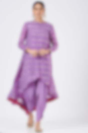 Purple Embroidered Kurta Set by Vvani by Vani Vats