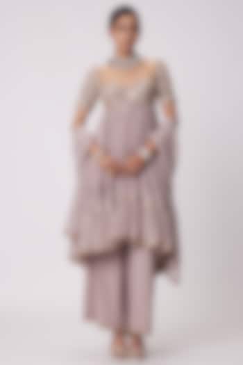 Ash Pink Georgette Hand Embroidered Kurta Set by Vvani By Vani Vats at Pernia's Pop Up Shop