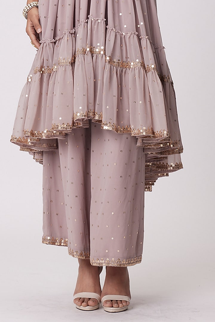 Ash Pink Georgette Hand Embroidered Kurta Set by Vvani By Vani Vats at Pernia's Pop Up Shop