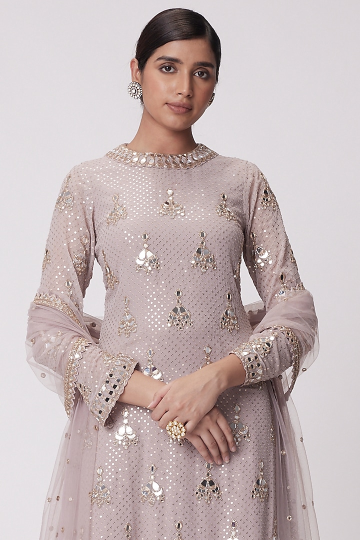 Ash Pink Georgette Hand Embroidered Kurta Set by Vvani by Vani Vats at Pernia's Pop Up Shop