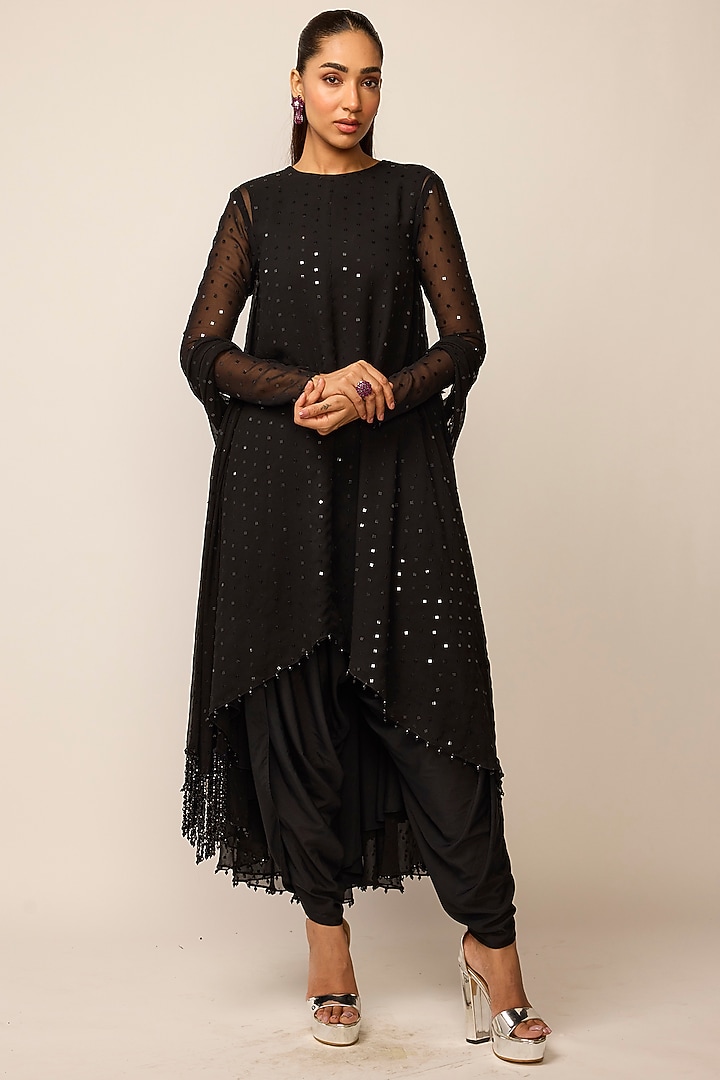 Black Georgette Embroidered Kurta Set by Vvani by Vani Vats at Pernia's Pop Up Shop