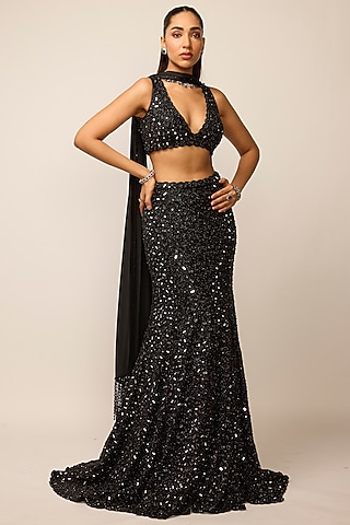 Black Net Mirror Embroidered Fish-Cut Lehenga Set by Vvani by Vani Vats