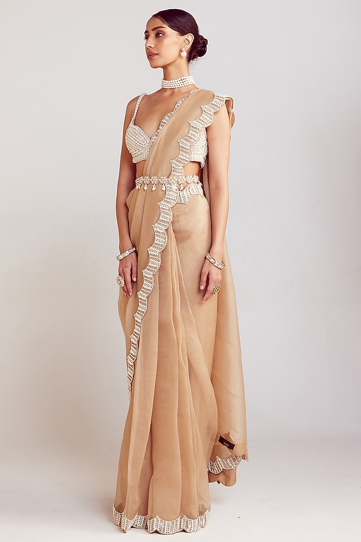 Beige Organza Embellished Wedding Saree Set by Vvani By Vani Vats at Pernia's Pop Up Shop