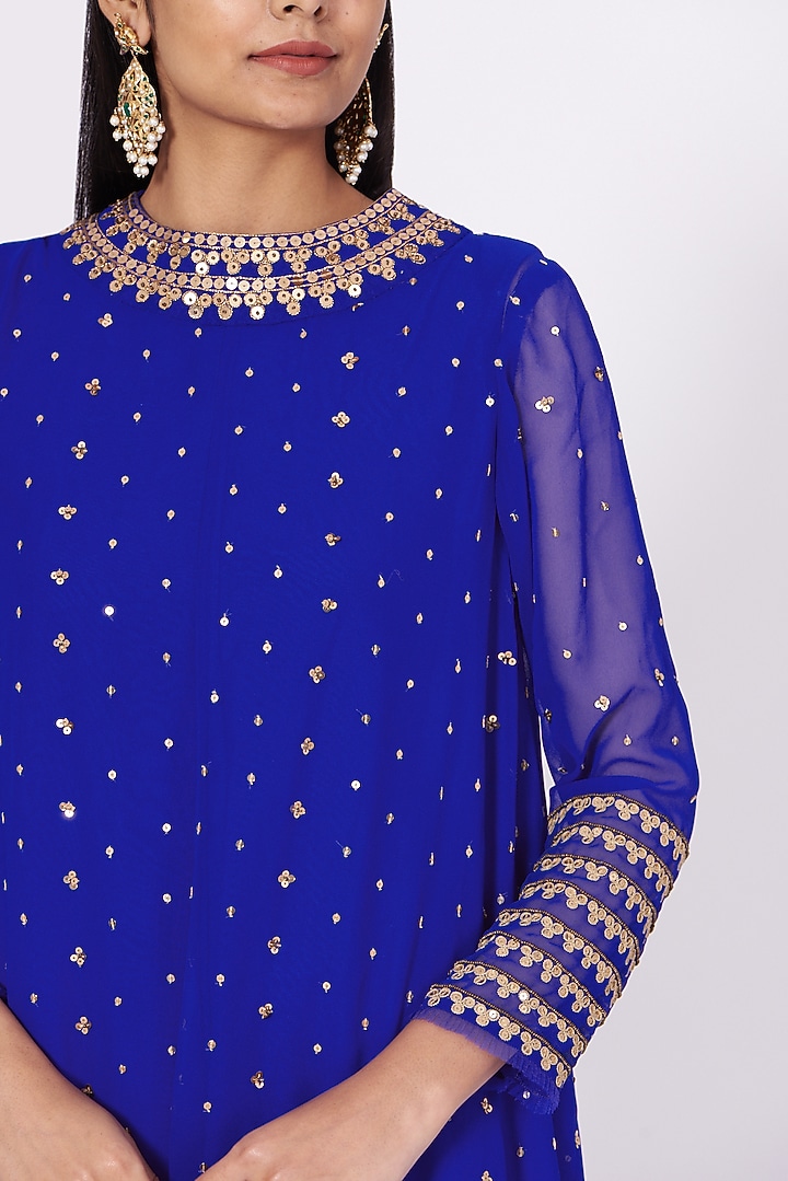 Royal Blue Hand Embroidered Kurta Set by Vvani by Vani Vats at Pernia's Pop Up Shop