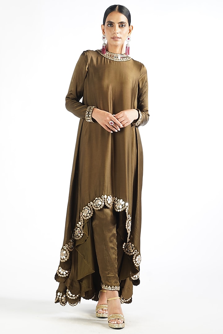 Olive Green Mirror Embroidered Kurta Set by Vvani By Vani Vats at Pernia's Pop Up Shop