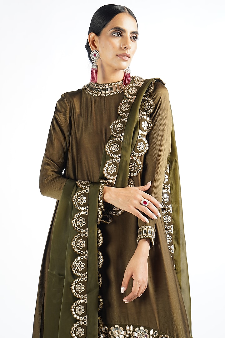 Olive Green Satin Chiffon Kurta Set by Vvani By Vani Vats at Pernia's Pop Up Shop