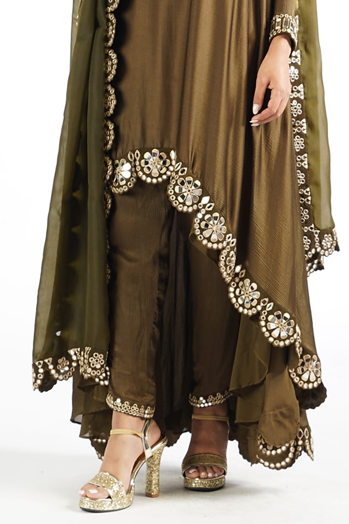 Olive Green Satin Chiffon Kurta Set by Vvani By Vani Vats at Pernia's Pop Up Shop