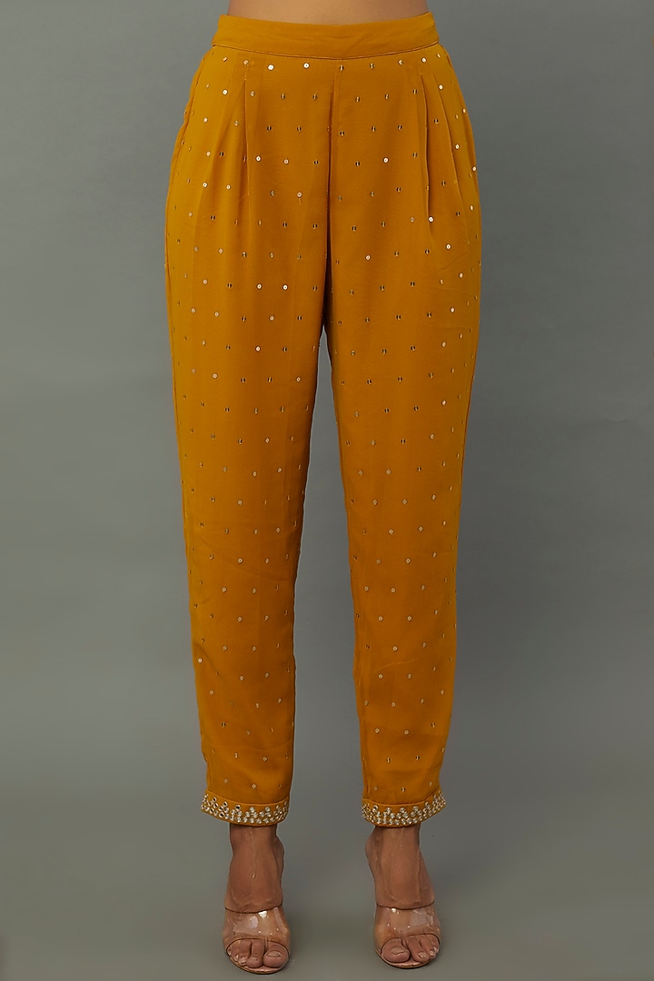 Orange Embroidered Kurta Set by Vvani by Vani Vats at Pernia's Pop Up Shop