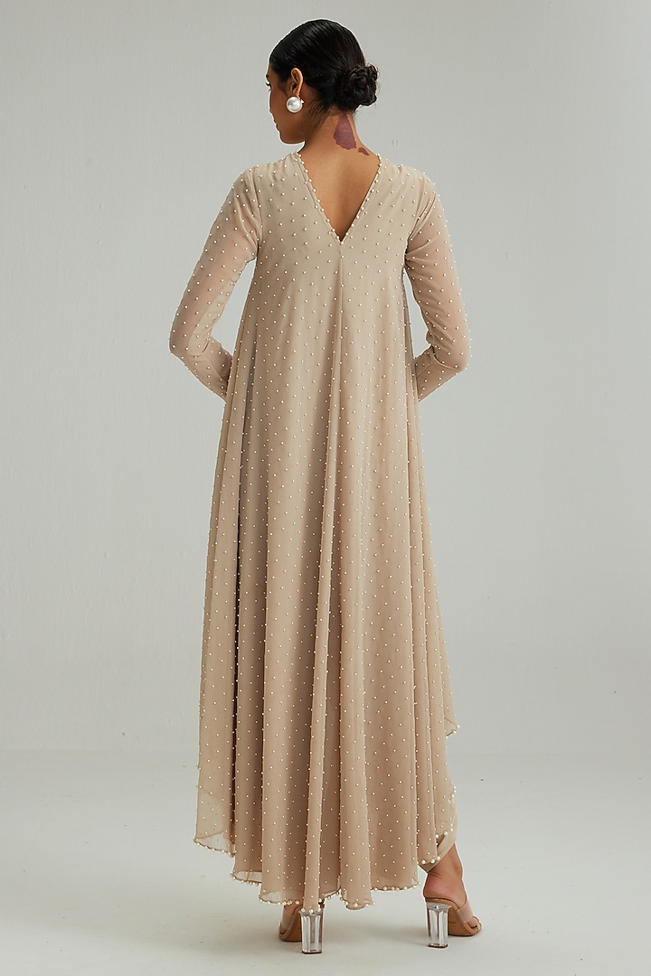 Light Beige Georgette Pearl Embroidered Kurta Set by Vvani by Vani Vats at Pernia's Pop Up Shop