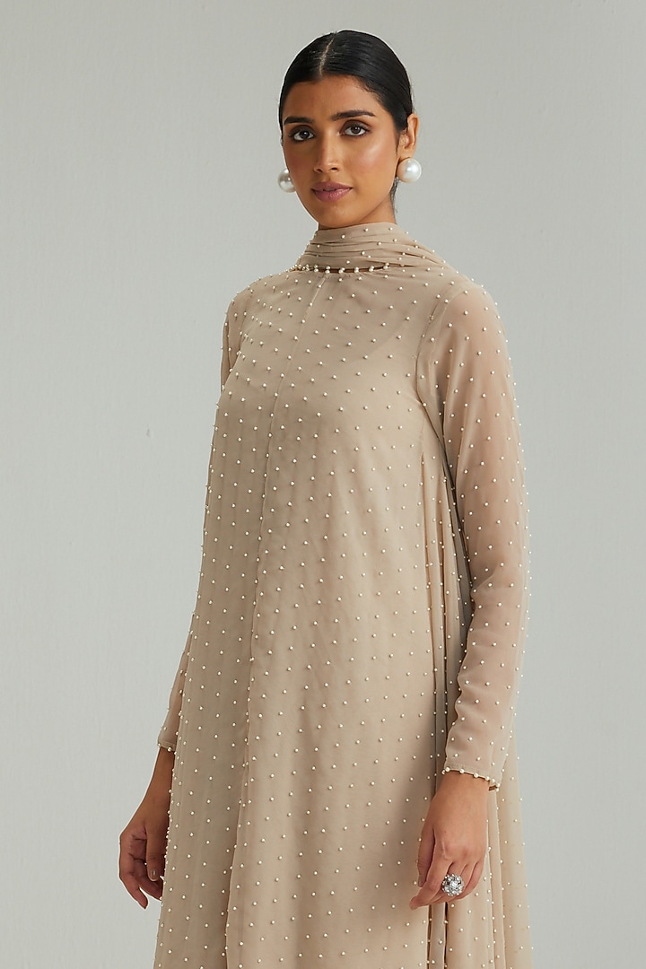 Light Beige Georgette Pearl Embroidered Kurta Set by Vvani by Vani Vats at Pernia's Pop Up Shop