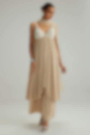 Light Beige Georgette Mirror & Pearl Embroidered Kurta Set by Vvani by Vani Vats at Pernia's Pop Up Shop