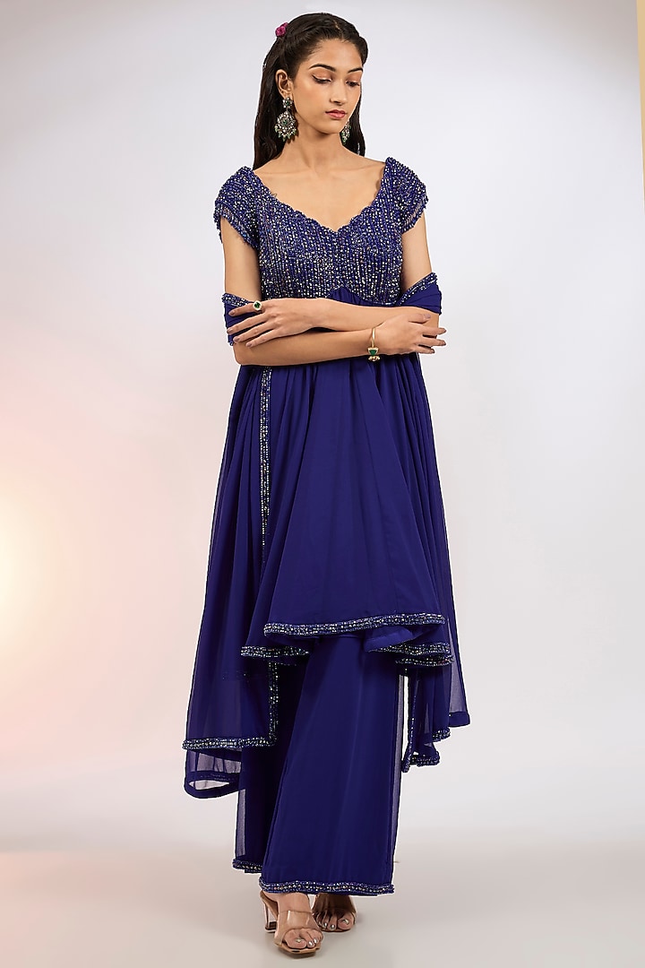 Blue Georgette Hand Embroidered Kurta Set by Vvani by Vani Vats at Pernia's Pop Up Shop