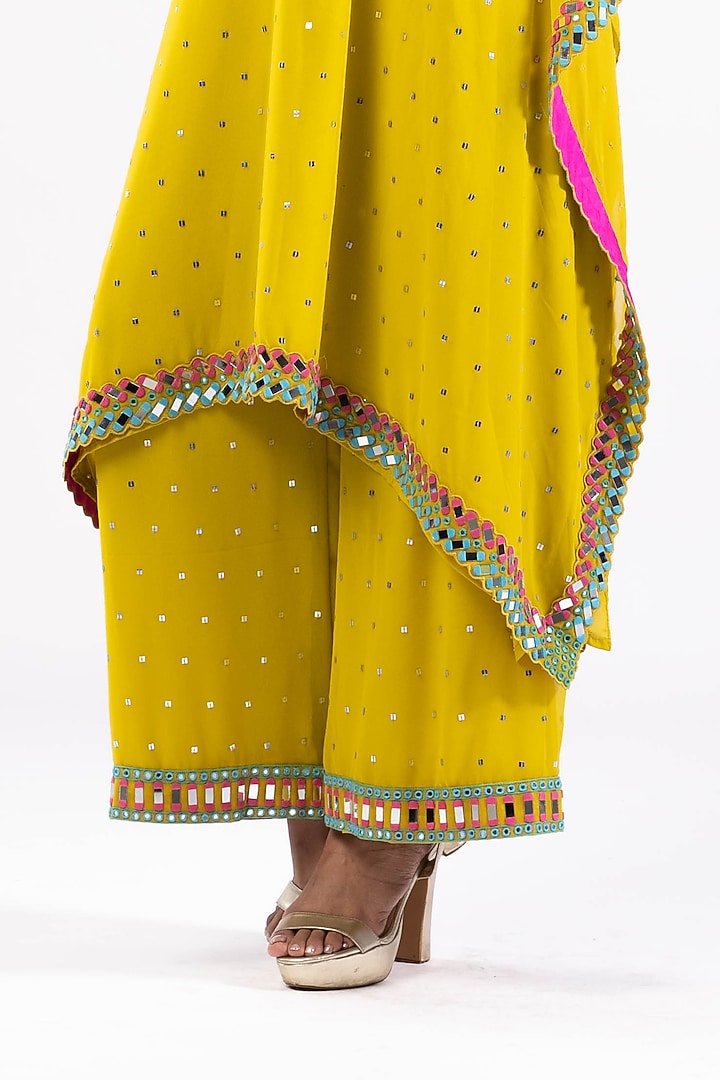 Moss Green Georgette Embroidered Kaftan Set by Vvani by Vani Vats at Pernia's Pop Up Shop