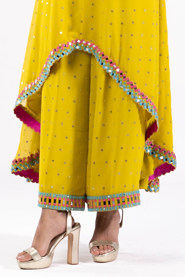 Moss Green Georgette Embroidered Asymmetrical Kurta Set by Vvani by Vani Vats at Pernia's Pop Up Shop