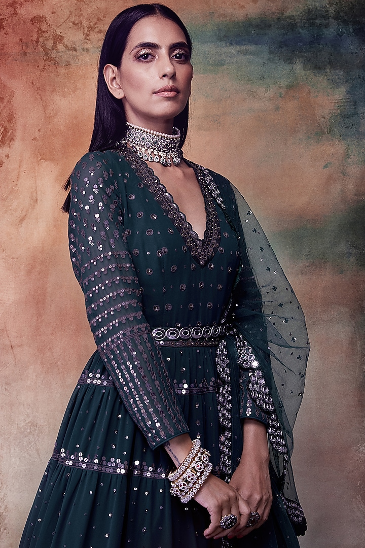 Emerald Green Wedding Anarkali With Dupatta by VVANI BY VANI VATS at Pernia's Pop Up Shop