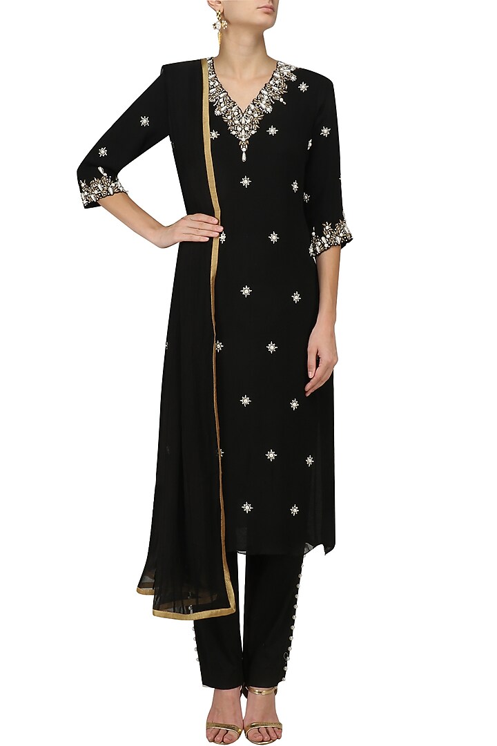 Black pearl embroidered kurta and pants set available only at Pernia's Pop Up Shop.
