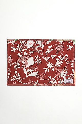 Red Cotton Table Mat (Set of 4) by Vvyom