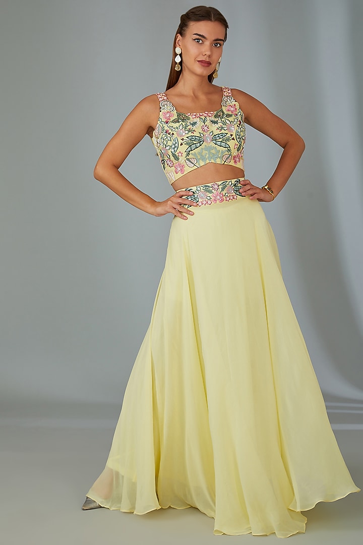 Mint Green Organza Thread Hand Embroidered Cape Set by Vyasa By Urvi at Pernia's Pop Up Shop