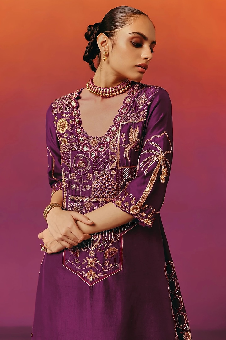 Aubergine Purple Pure Silk Hand Embroidered Kaftan by WARRA at Pernia's Pop Up Shop