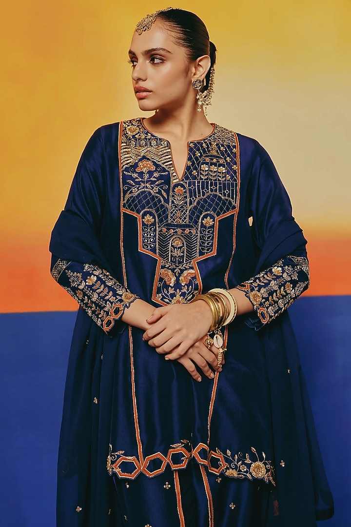 Ink Blue Dupion Silk Hand Embroidered Kurta Set by WARRA at Pernia's Pop Up Shop