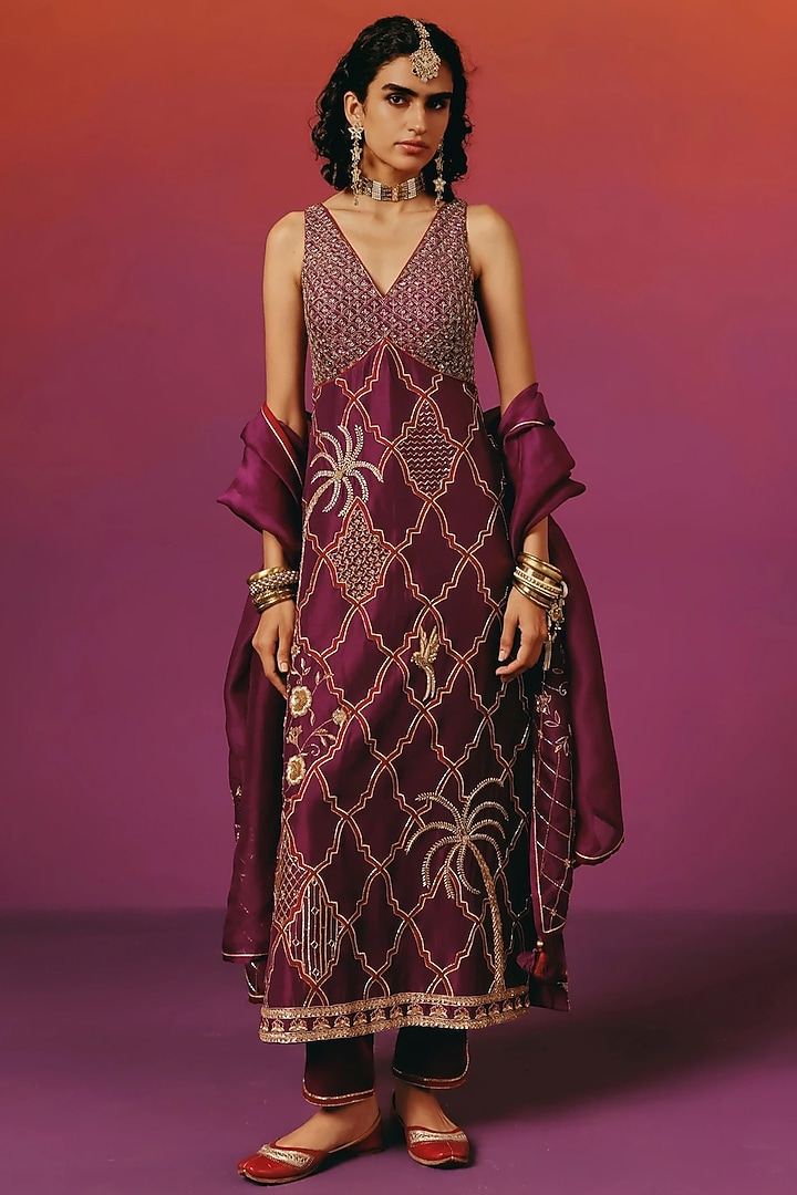 Aubergine Purple Pure Dupion Silk Hand Embroidered Kurta Set by WARRA at Pernia's Pop Up Shop