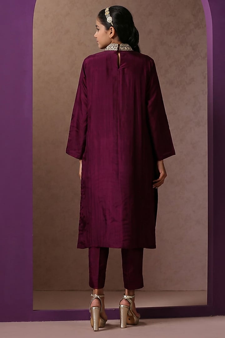 Wine Silk Kashmiri Tilla Embroidered Kurta Set For Girls by Wazir C Kids at Pernia's Pop Up Shop