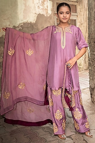 Purple Silk Kashmiri Tilla Embroidered Kurta Set For Girls by Wazir C Kids