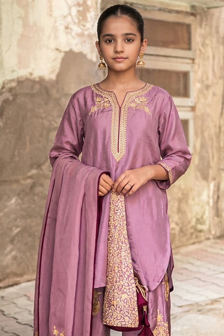 Purple Silk Kashmiri Tilla Embroidered Kurta Set For Girls by Wazir C Kids at Pernia's Pop Up Shop