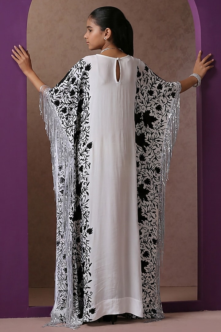 White Crepe Kashmiri Aari Embroidered Kaftan For Girls by Wazir C Kids at Pernia's Pop Up Shop