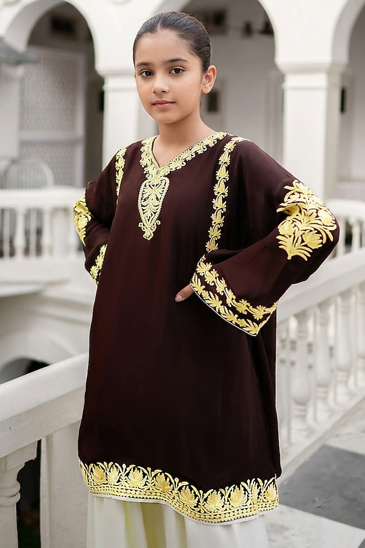 Brown & Lemon Crepe Kashmiri Aari Embroidered Kurta Set For Girls by Wazir C Kids at Pernia's Pop Up Shop