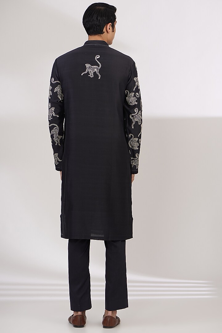 Charcoal Black Chanderi Handloom Resham Embroidered Kurta Set by Wabi Sabi Men at Pernia's Pop Up Shop