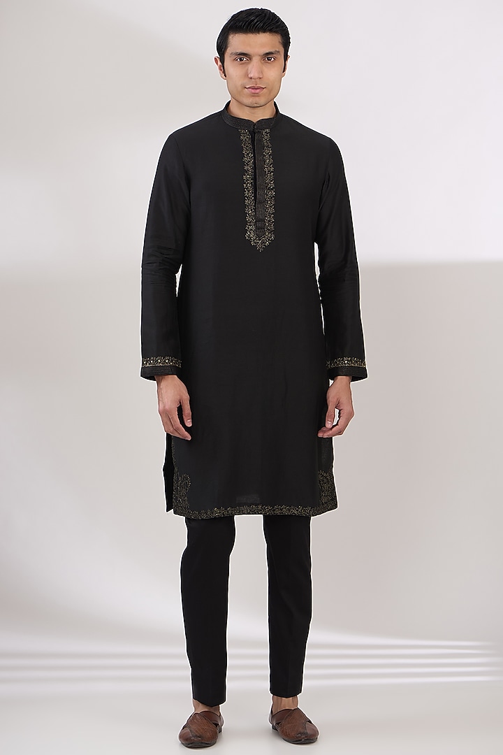 Black Cotton Silk Aari Embroidered Bundi Jacket Set by Wabi Sabi Men at Pernia's Pop Up Shop