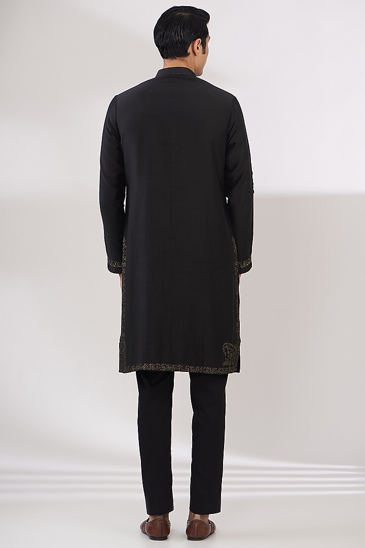 Black Cotton Silk Aari Embroidered Bundi Jacket Set by Wabi Sabi Men at Pernia's Pop Up Shop