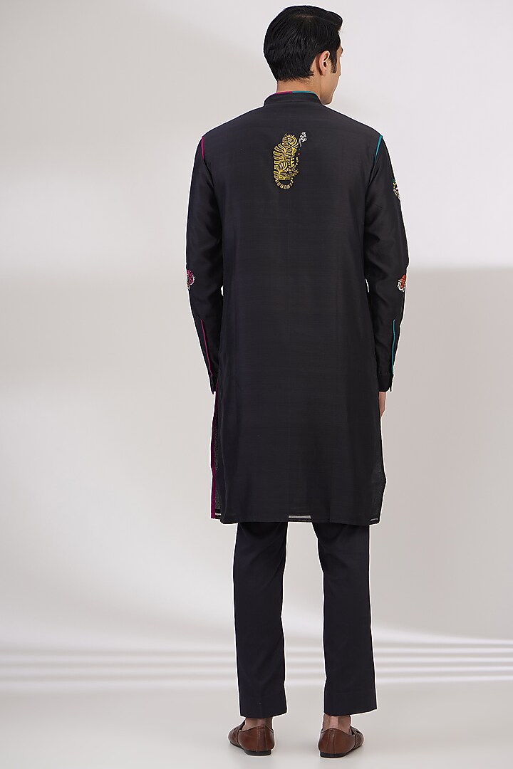 Charcoal Black Chanderi Handloom Resham Embroidered Kurta Set by Wabi Sabi Men at Pernia's Pop Up Shop