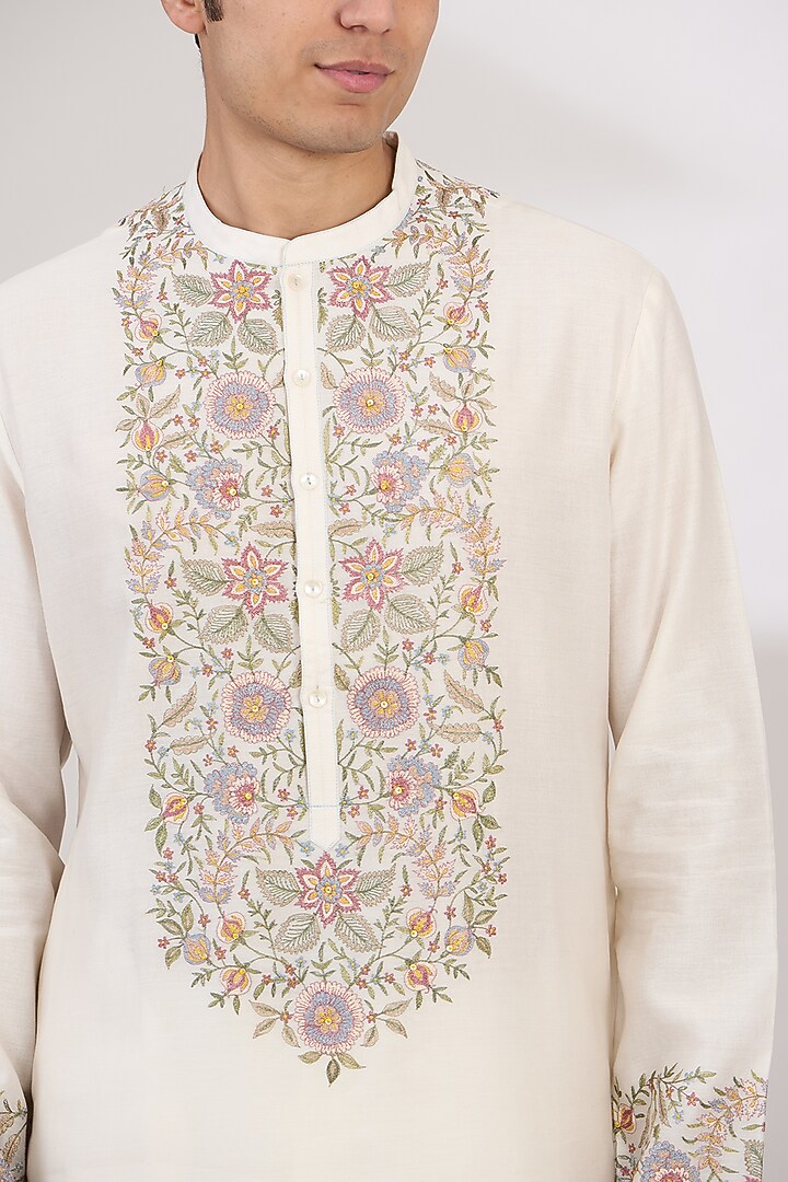Ivory Chanderi Handloom Resham Embroidered Kurta Set by Wabi Sabi Men at Pernia's Pop Up Shop