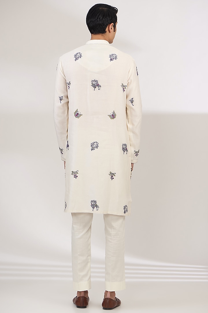 Ivory Chanderi Handloom Aari Embroidered Kurta Set by Wabi Sabi Men at Pernia's Pop Up Shop