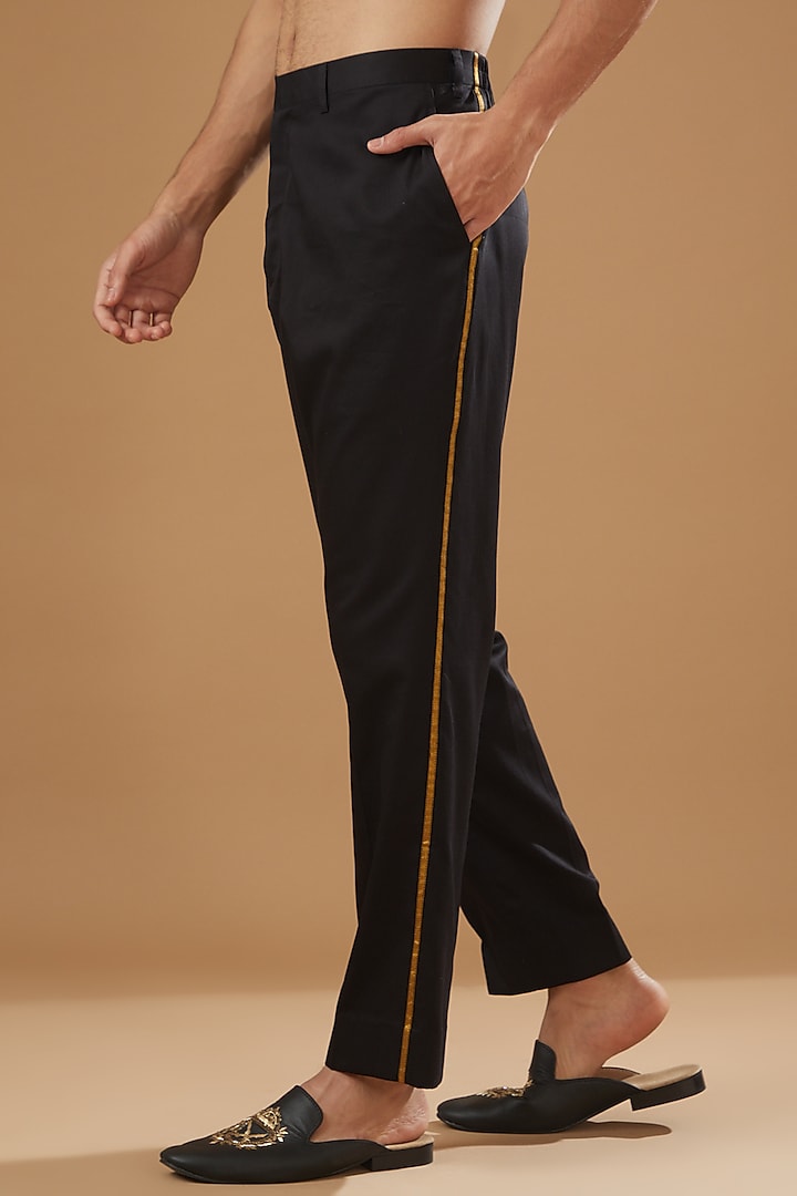 Black Chanderi Handloom Embroidered Kurta Set by Wabi Sabi Men at Pernia's Pop Up Shop