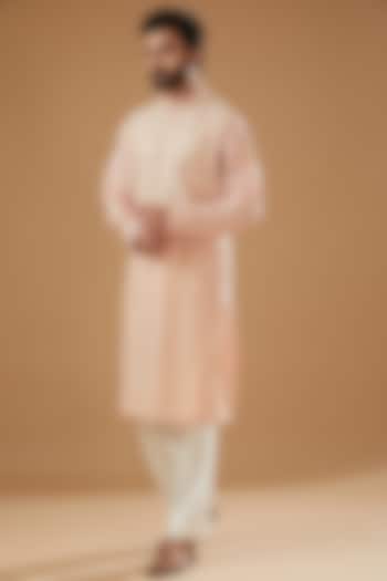 Pink Chanderi Handloom Hand Embroidered Kurta Set by Wabi Sabi Men at Pernia's Pop Up Shop