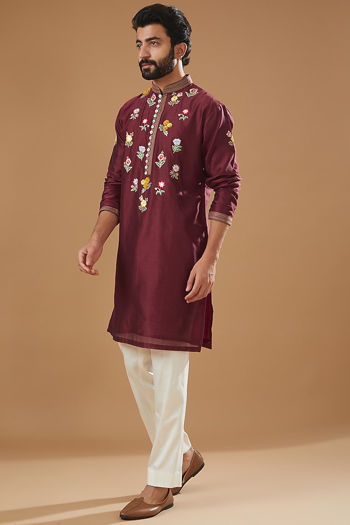 Maroon Chanderi Handloom Hand Embroidered Kurta by Wabi Sabi Men at Pernia's Pop Up Shop