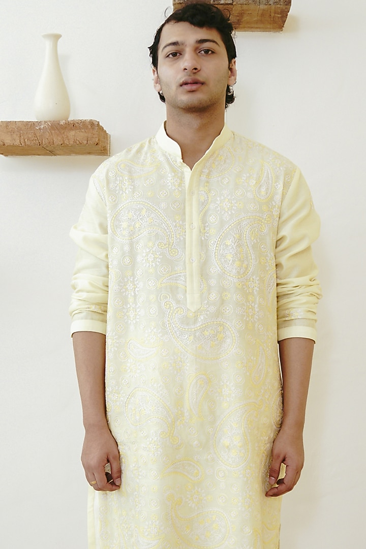 Pale Yellow Chanderi Aari Embroidered Kurta Set by Wabi Sabi Men at Pernia's Pop Up Shop
