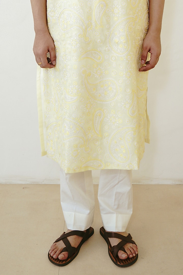 Pale Yellow Chanderi Aari Embroidered Kurta Set by Wabi Sabi Men at Pernia's Pop Up Shop